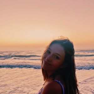 Meet your Posher, Frances